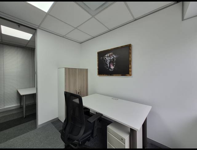 35M² OFFICE TO LET IN ROSEBANK